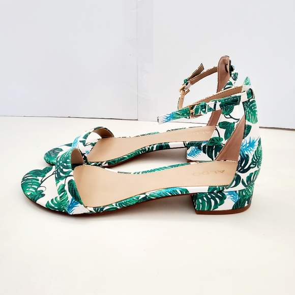 Aldo Angela Green and White Tropical Print Sandals Size 9 - Picture 5 of 11